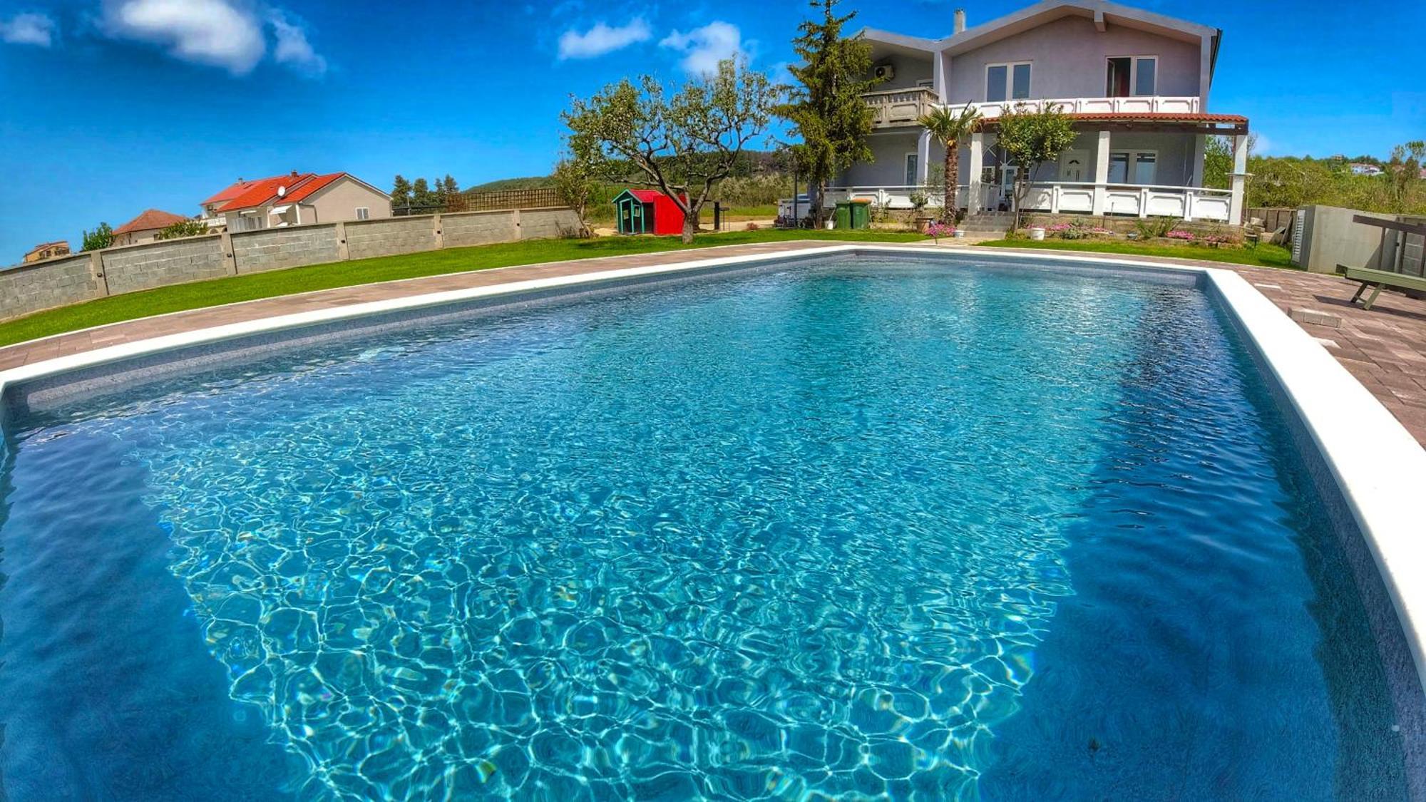House Rose With Garden And Pool Villa Ljubac  Exterior photo